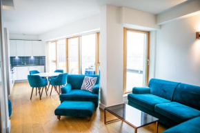By Brighton Station Parking Central Two Bedroom Apartment Balcony Flat Accommodating Four Guests